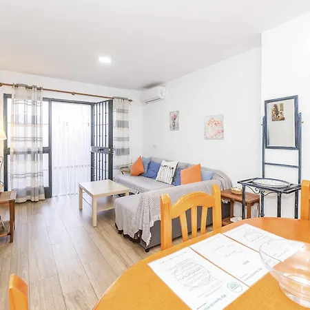Apartment En La Playa Con Patio Privado Rincon de la Victoria