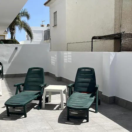 Apartment En La Playa Con Patio Privado